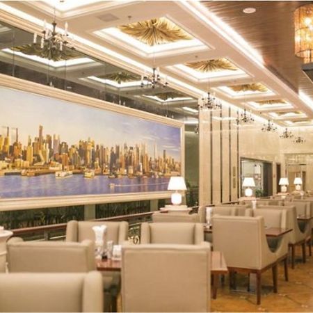 Manhatton Hotel Zhuhai Esterno foto