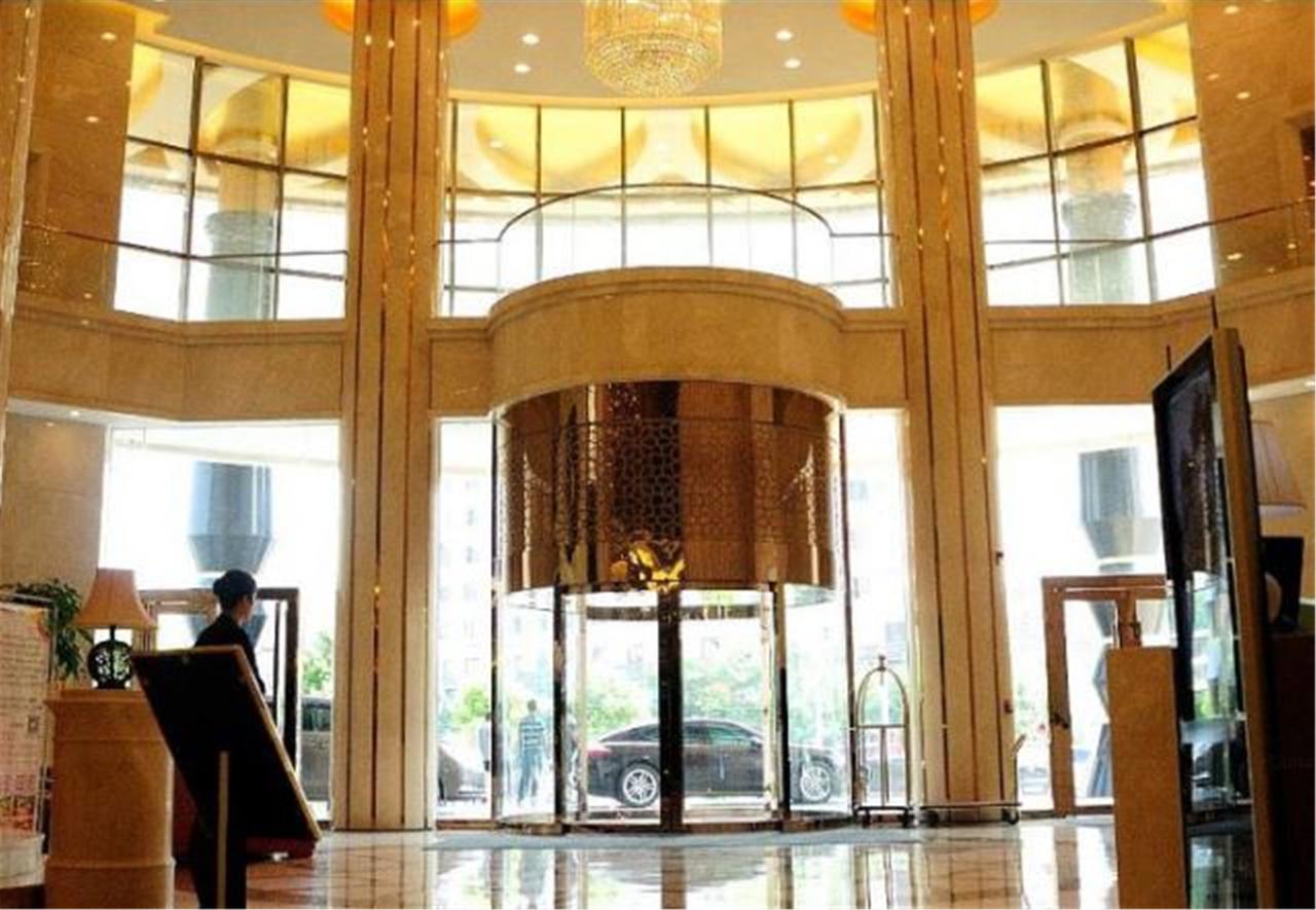 Manhatton Hotel Zhuhai Esterno foto
